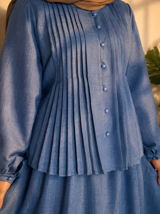 Sky Pleated Button Blouse
